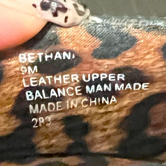 Betsey Johnson Corset Stunning Platform Heels - Picture 5 of 5